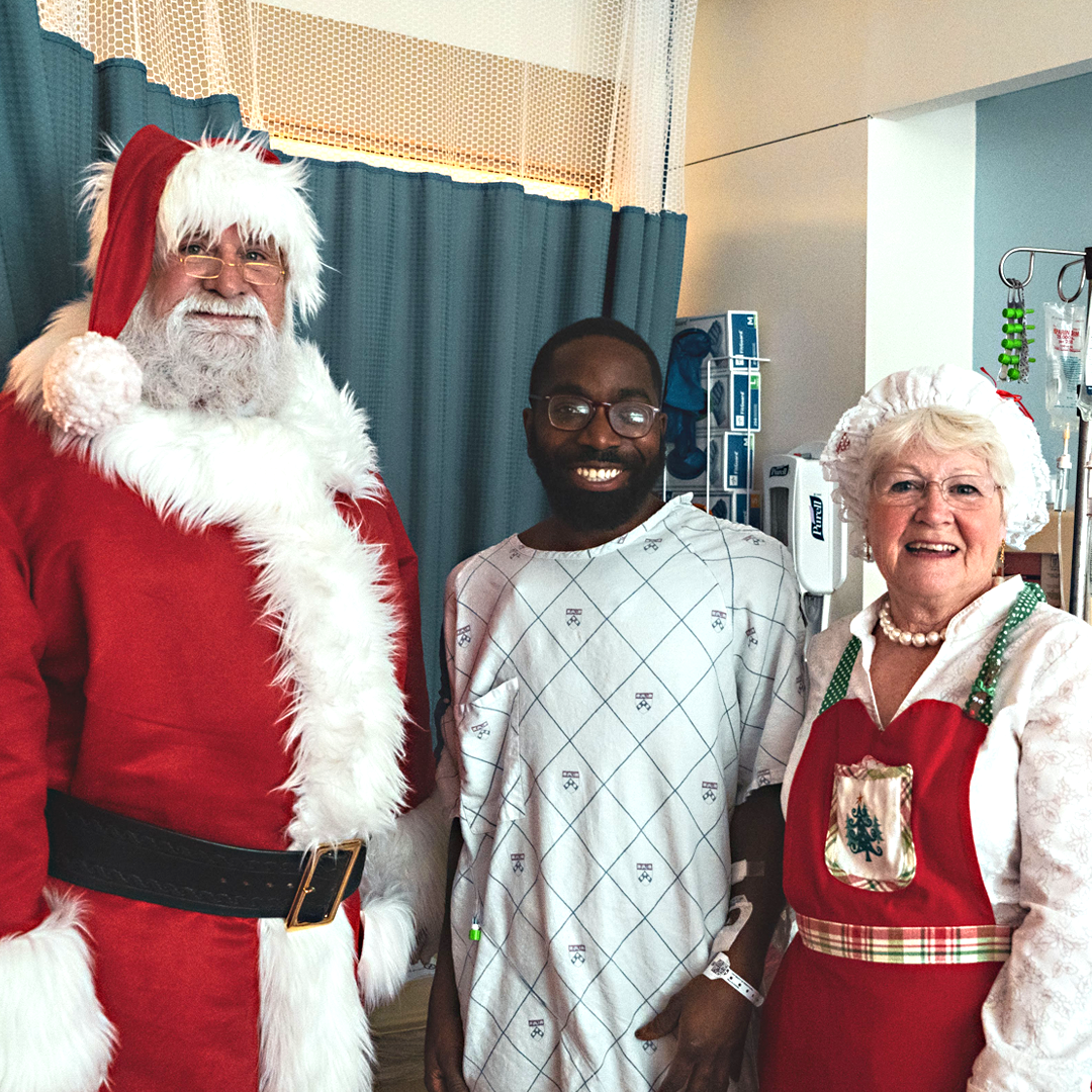 HEADstrong Brings Christmas Cheer to The Hospital of University of Pennsylvania